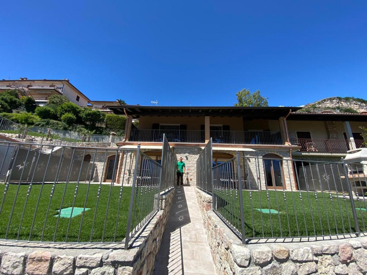 Casa Martinelli Lägenhet Tremosine Exteriör bild